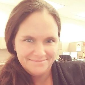 Meet your Posher, Pam